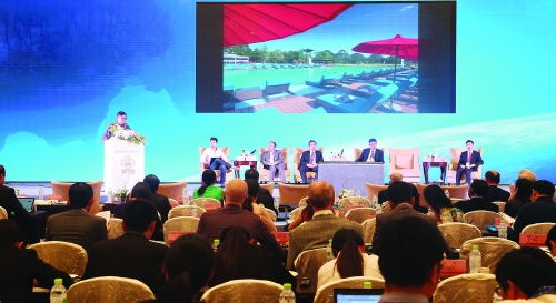 匠心融汇，华彩绽放——论专业组织节庆文化艺术交流活动的价值与路径